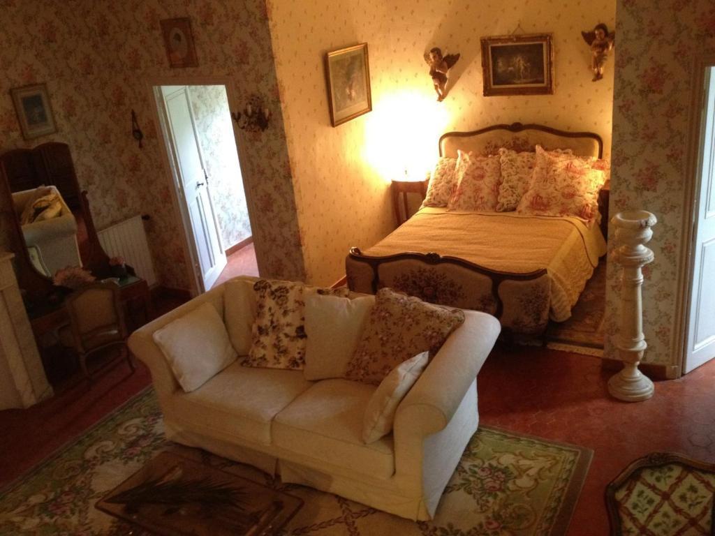 B&B Domaine Le Clos Du Pavillon บริญญอล ภายนอก รูปภาพ